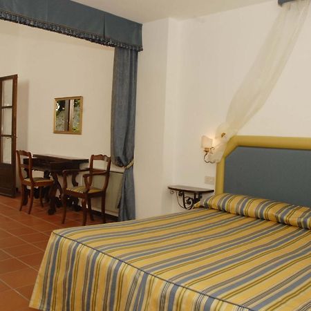 Relais Borgo Di Toiano Guest House Sovicille Exterior foto