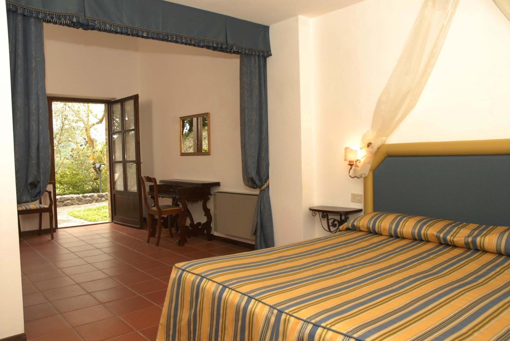 Relais Borgo Di Toiano Guest House Sovicille Exterior foto